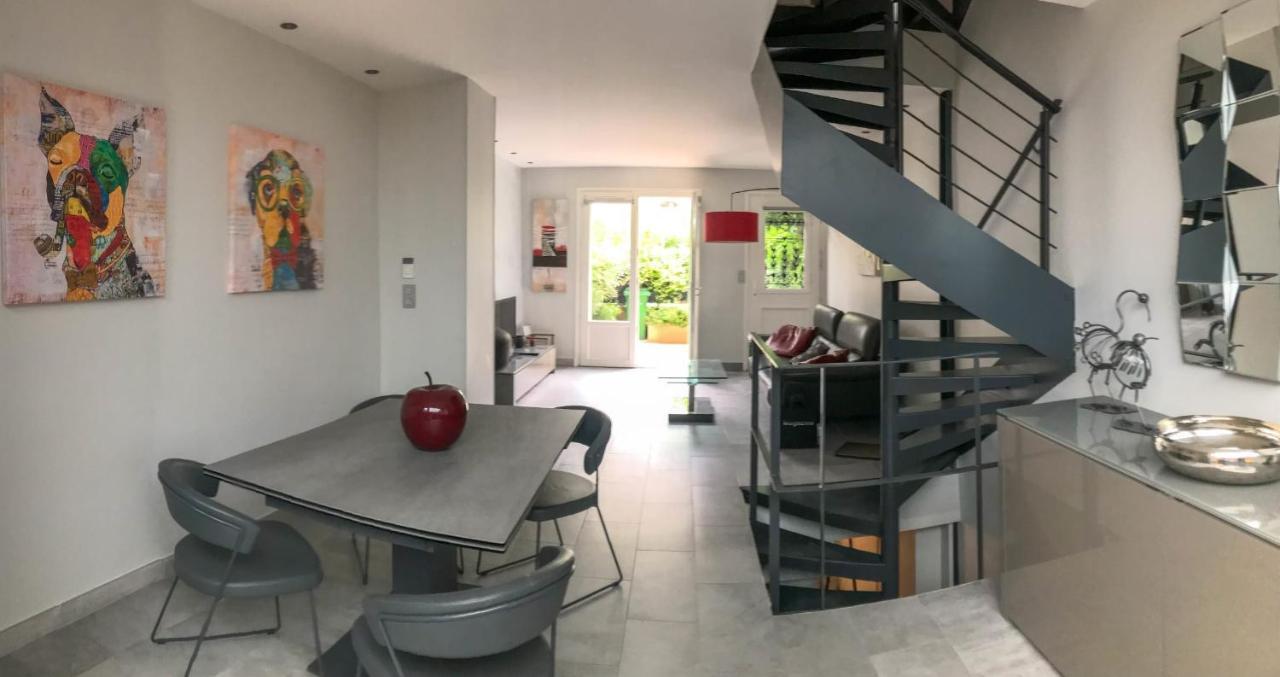 Charming Townhouse With Garden In The City Of Love Paris Exterior foto